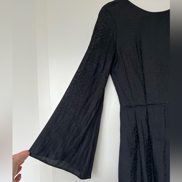 Topshop Long Sleeve Chic Romper - Picture 2 of 12